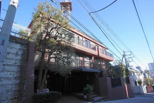 Exterior of Domus Minami-azabu East