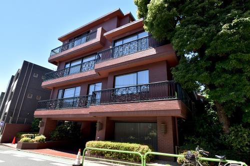 Exterior of Domus Minami-Azabu West