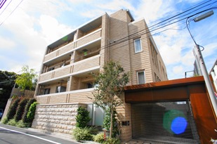 Proud Shoto Exterior